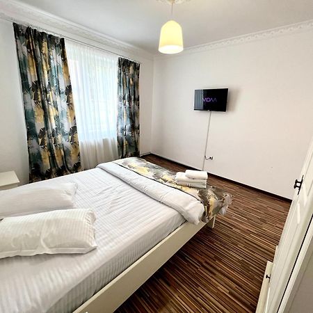 Flh - Mira Apartments Sibiu Esterno foto