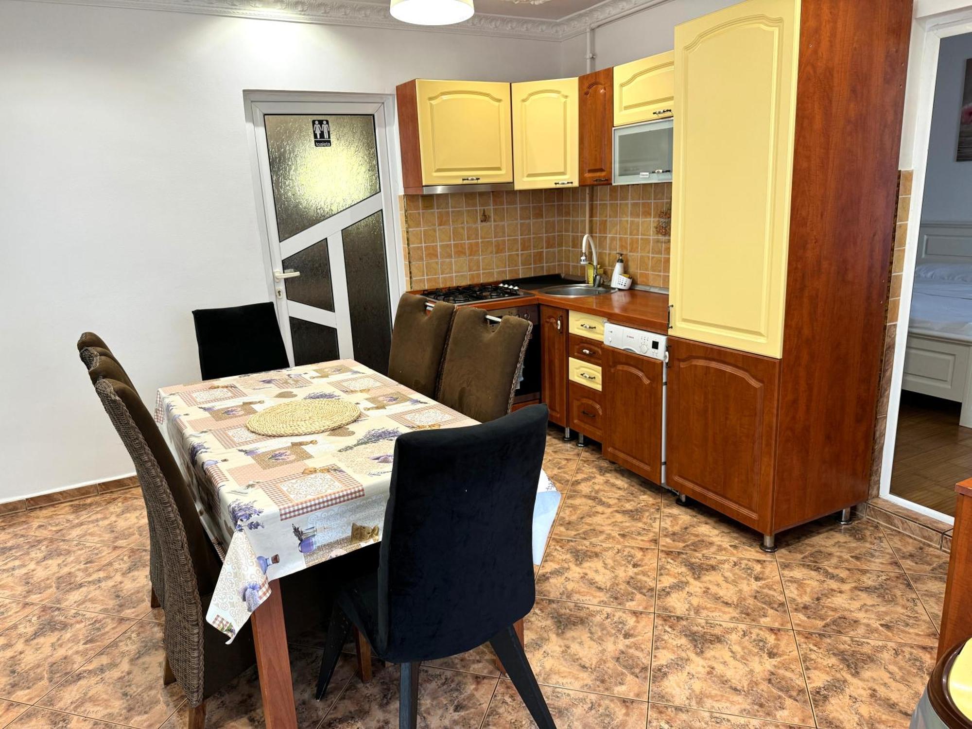 Flh - Mira Apartments Sibiu Esterno foto